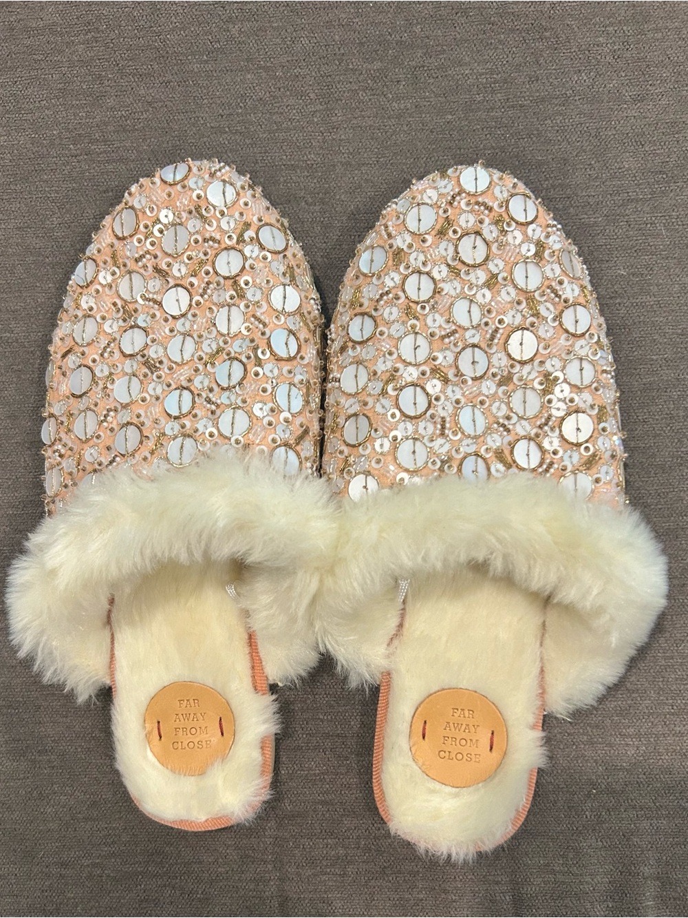 Far Away From Close Embellished Faux Fur Mule Slippers Pink Size 6 - Picture 3 of 5